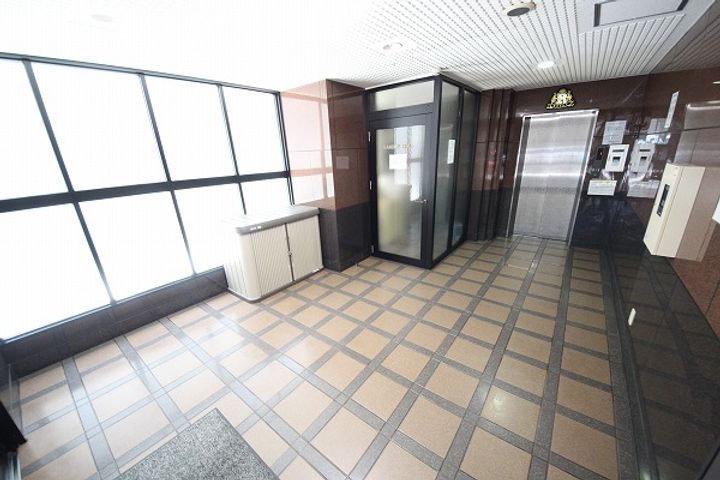 ロイヤルトレンディの地図