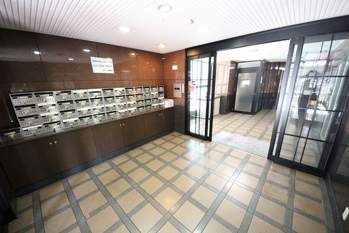 ロイヤルトレンディの地図