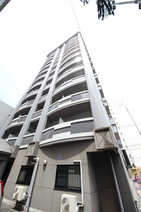 ロイヤルトレンディの外観