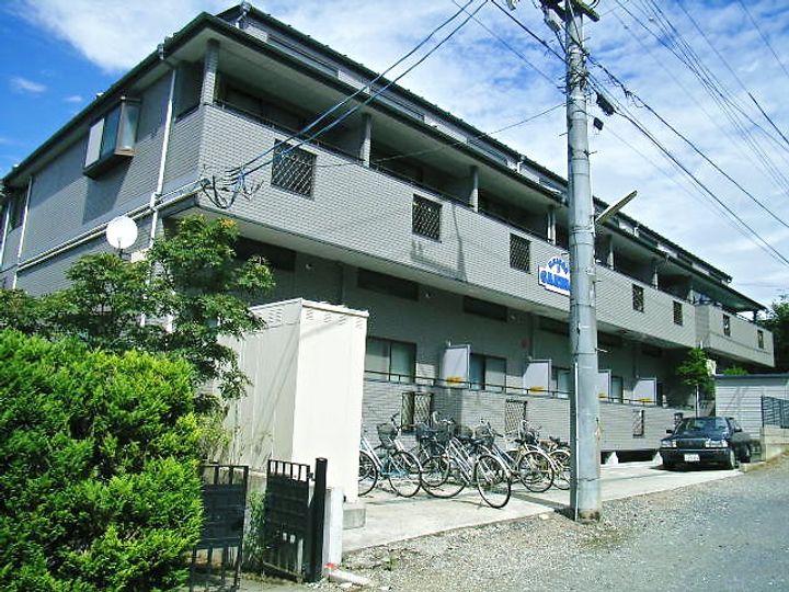 メゾンカリーナB棟の外観