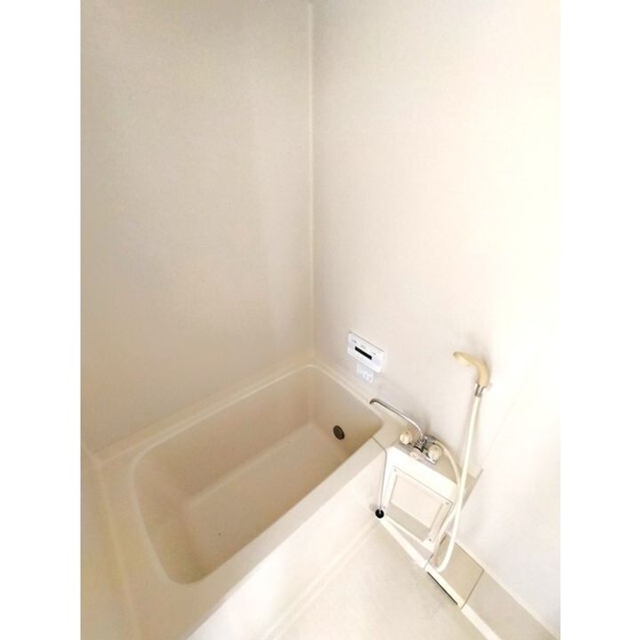 石川コーポ 1号棟の風呂