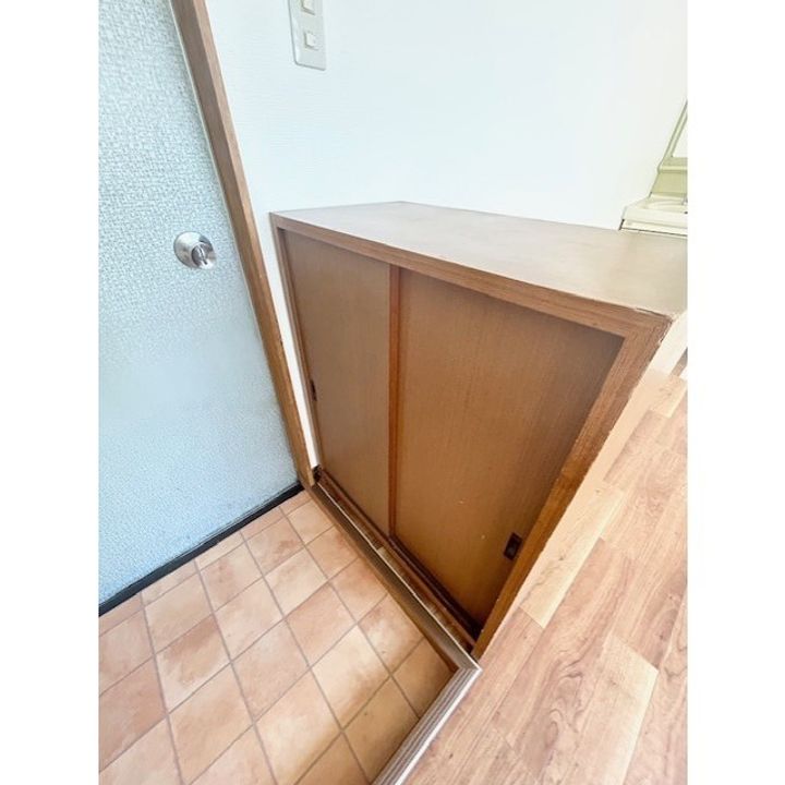 キャナルハウスの玄関