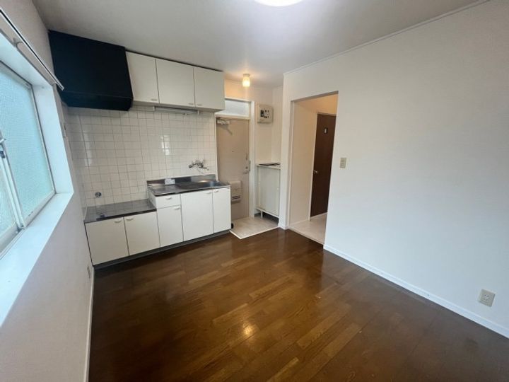 藤香ハイツの居間