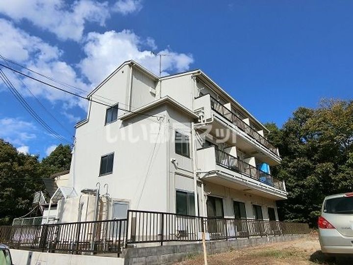 兵庫県加東市松沢(アパート)の賃貸物件の外観