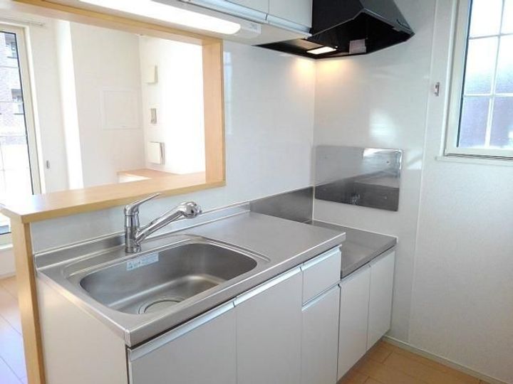 栃木県小山市東城南1(アパート)の賃貸物件のキッチン