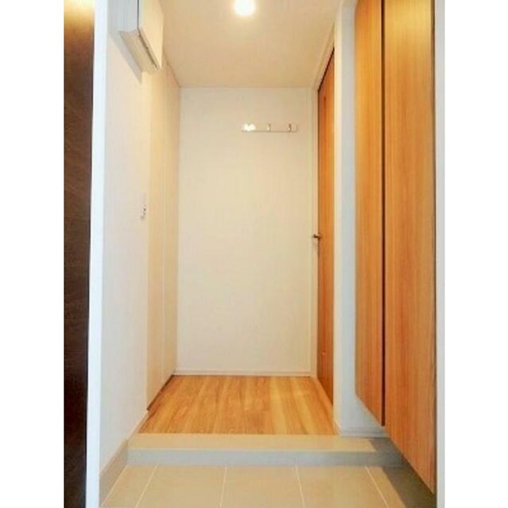 アーバネックス横濱馬車道の玄関