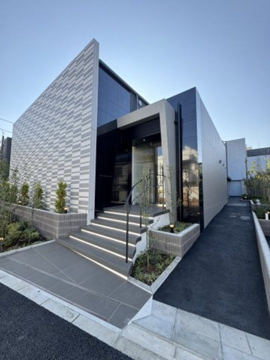 アジールコート都立大学の外観