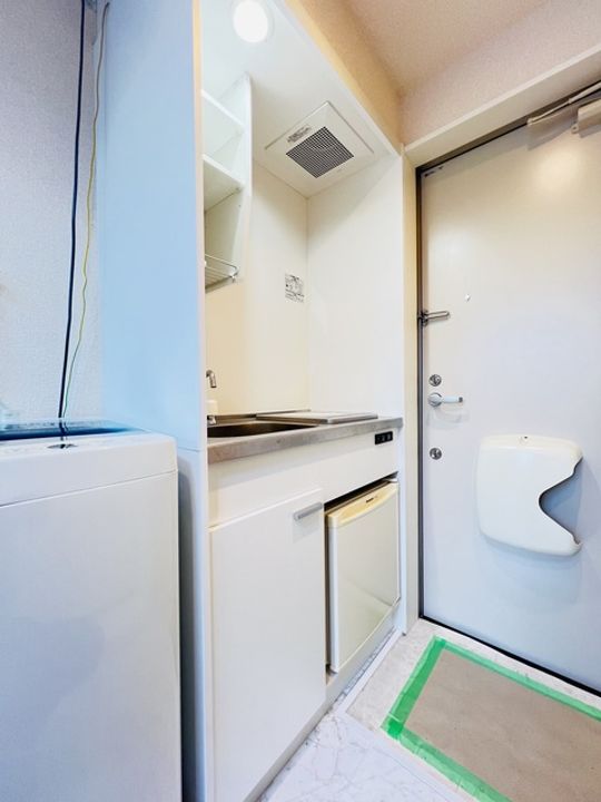 ユナイト清水ヶ丘アナ・ロッキングの玄関