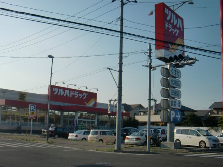 スクエアヒルズの周辺