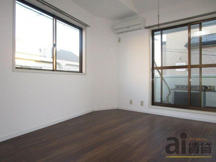 東京都東大和市向原6(アパート)の賃貸物件の居間