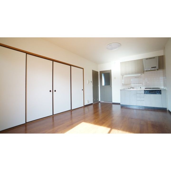 コート西浦マンションの居間
