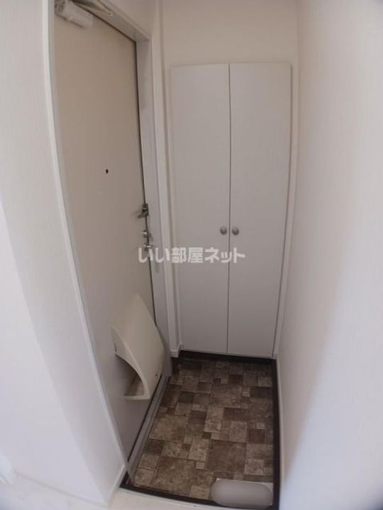 兵庫県加東市山国(アパート)の賃貸物件の玄関