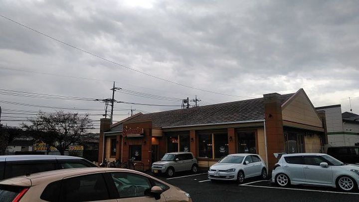 リヴェールイノウエの周辺