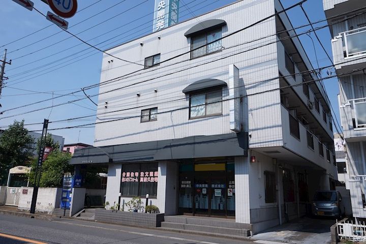 オネストビルの外観