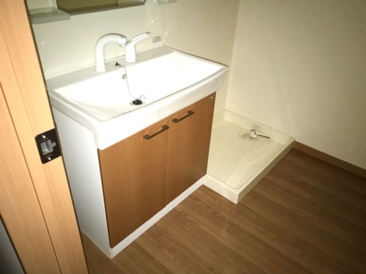 新潟県五泉市三本木2(アパート)の賃貸物件の内装