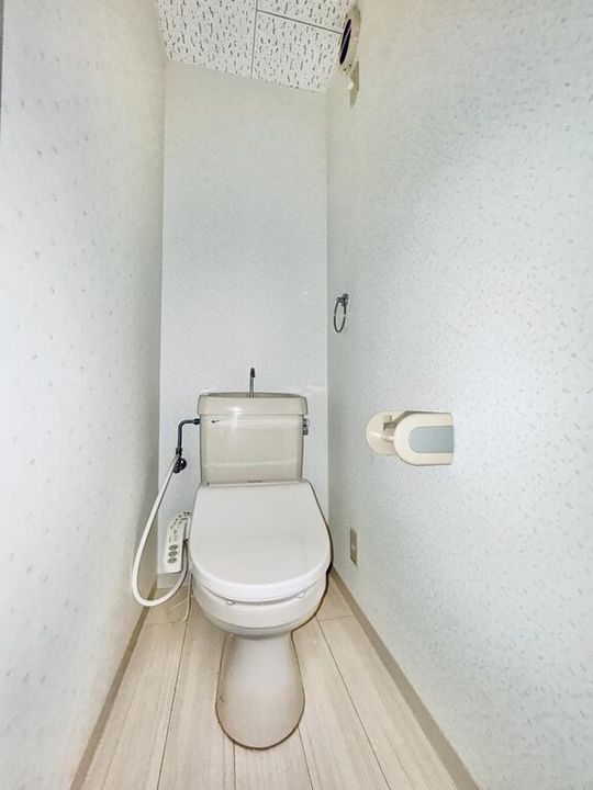 プール・トゥジュールの内装