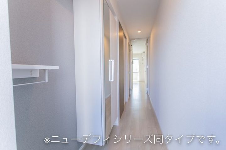 東京都足立区舎人5(アパート)の賃貸物件の玄関