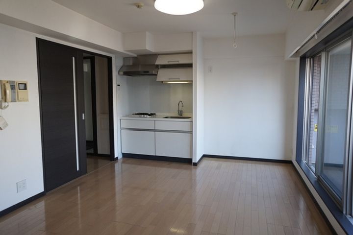 日神パレステージ大宮シティの居間