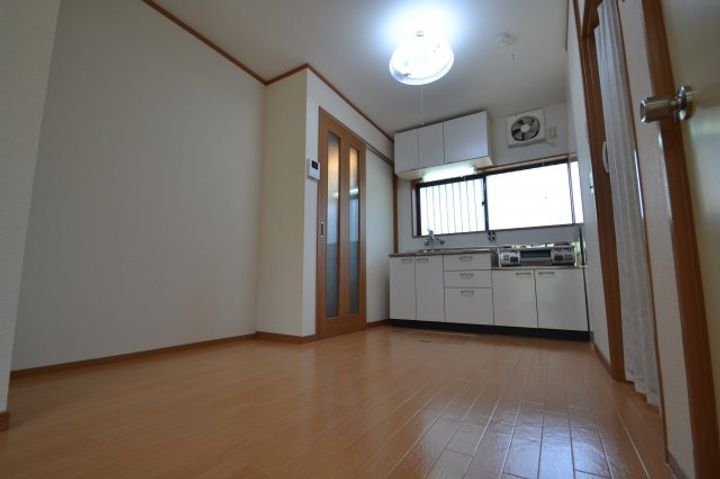 リバーサイドテラス西棟の居間