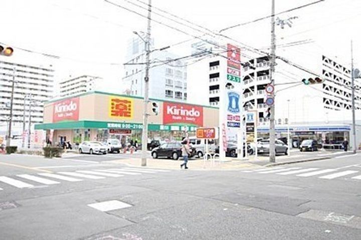 プレサンス三宮東フィールの周辺