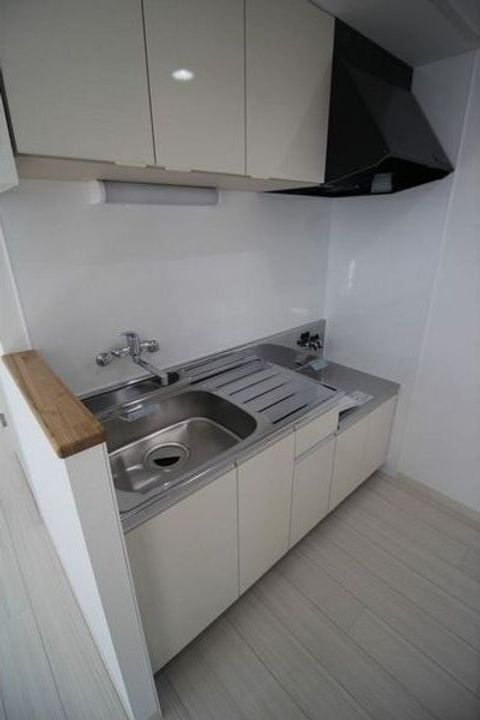 北海道札幌市白石区菊水六条2(マンション)の賃貸物件のキッチン