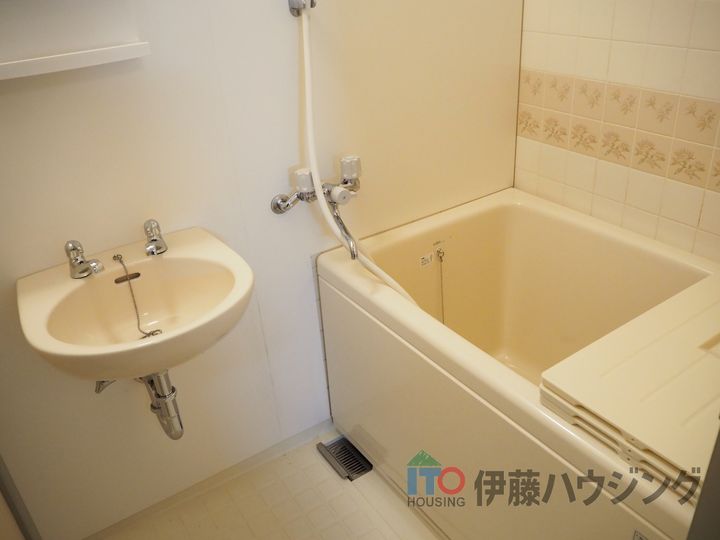 トゥリオーニ豊中南の風呂