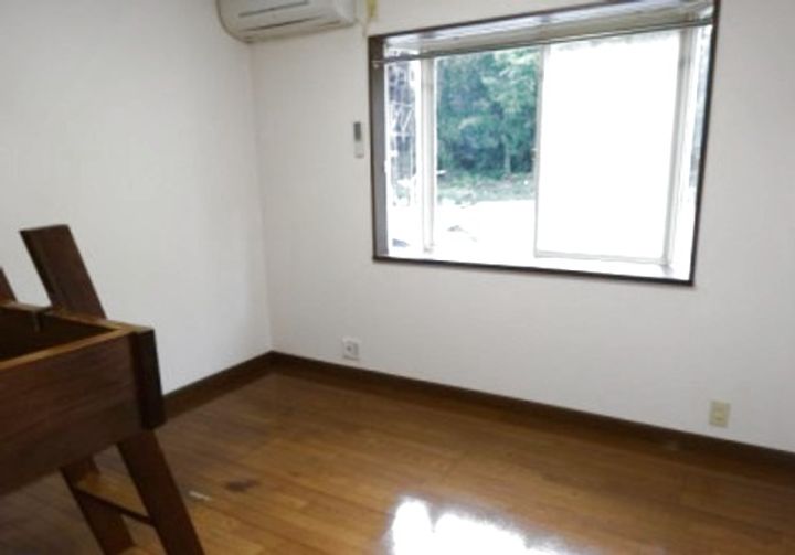 ビストハウスIの居間