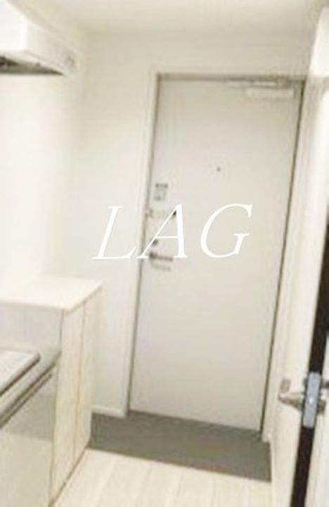 カインドネス新秋津の玄関