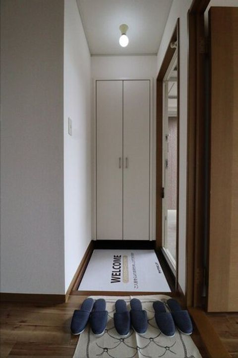 ビューバレー原田の玄関