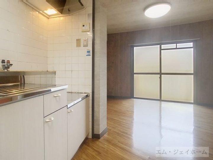 滋賀県草津市野路東3(マンション)の賃貸物件の居間