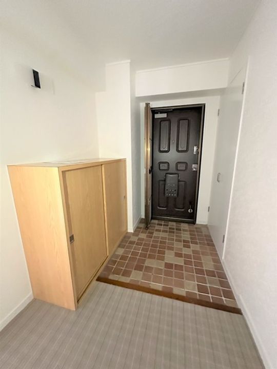 越木岩ハイデンスの玄関