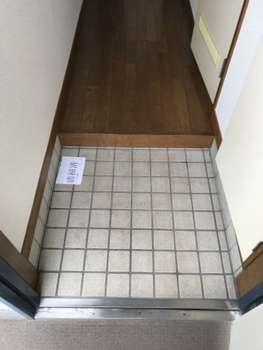 アベニューすずの木の玄関