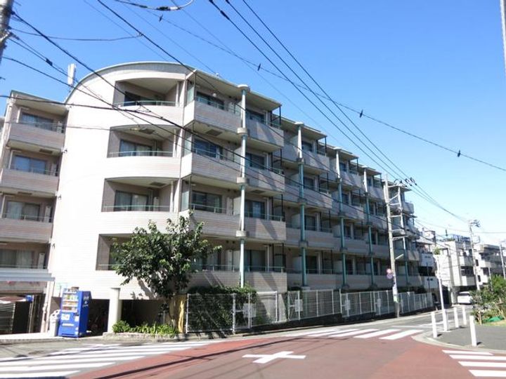 東京都世田谷区梅丘1(マンション)の賃貸物件の外観
