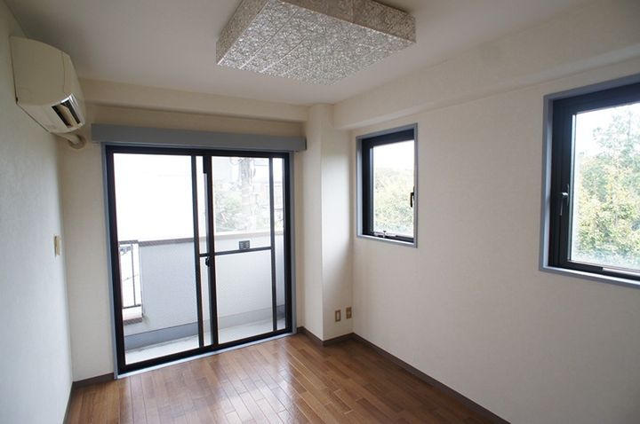 ルパルク萩中の内装