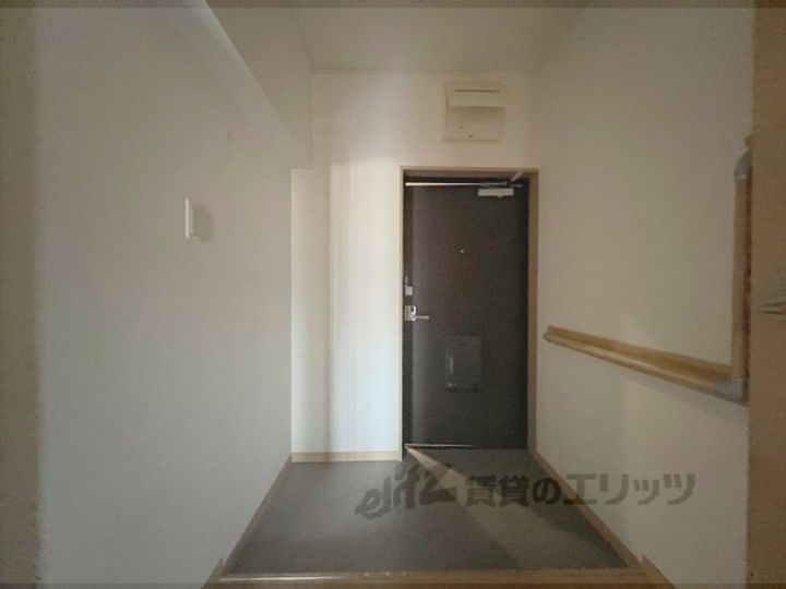 コーポ清水の玄関