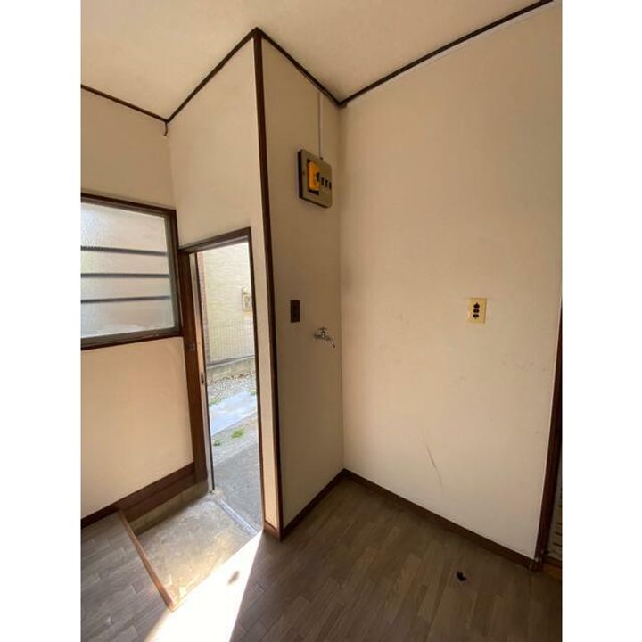 神奈川県横浜市戸塚区前田町(アパート)の賃貸物件の玄関