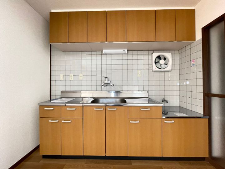 マンション一社のキッチン