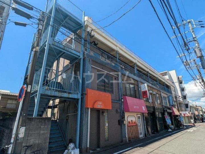 大島ビルの外観