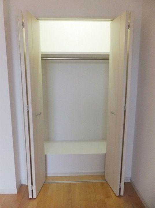 テリオ中島西の内装