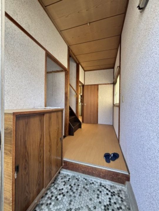 広島県安芸郡府中町瀬戸ハイム1(一戸建)の賃貸物件の玄関