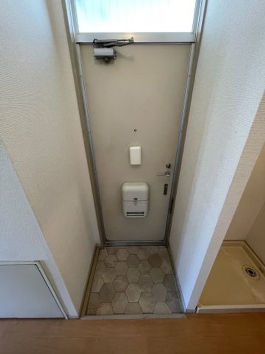 ハイライズ宇田川の玄関