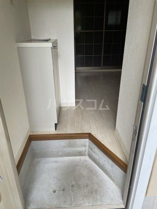 クレールハイツヤマニシの玄関