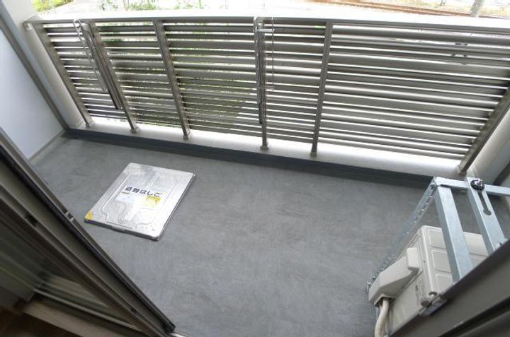 ART RESIDENCE IN OoTAKA‐no‐MORI C棟の内装