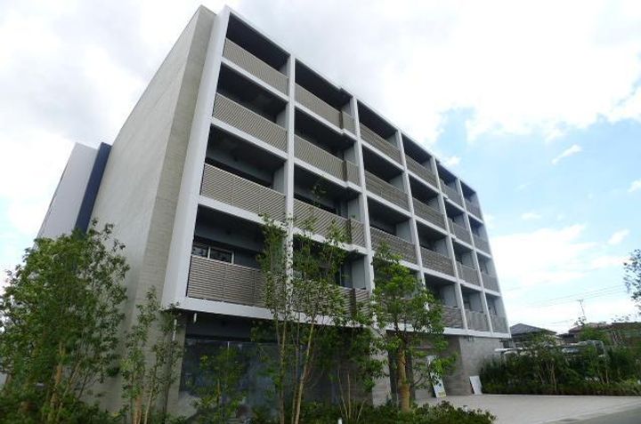 ART RESIDENCE IN OoTAKA‐no‐MORI C棟の外観