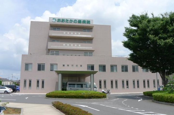 ART RESIDENCE IN OoTAKA‐no‐MORI C棟の周辺