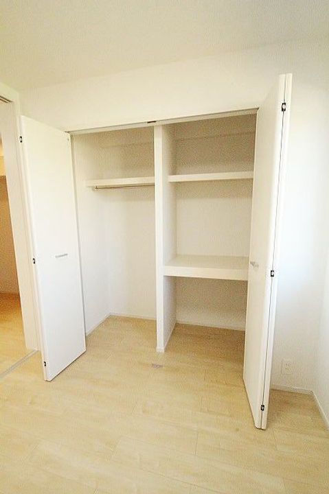 アニメート 小山の内装