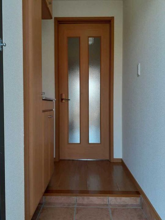 ブラウベルク Aの玄関