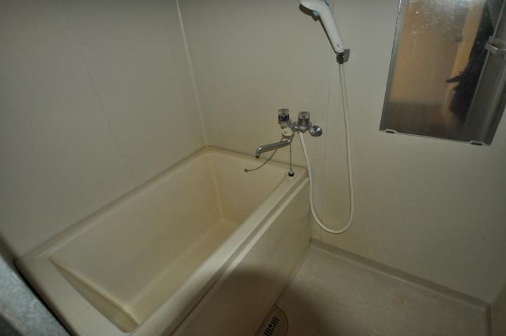 太陽田室ハイツの風呂