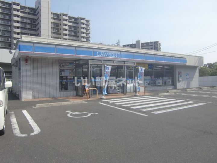 グランデュールG-Iの周辺