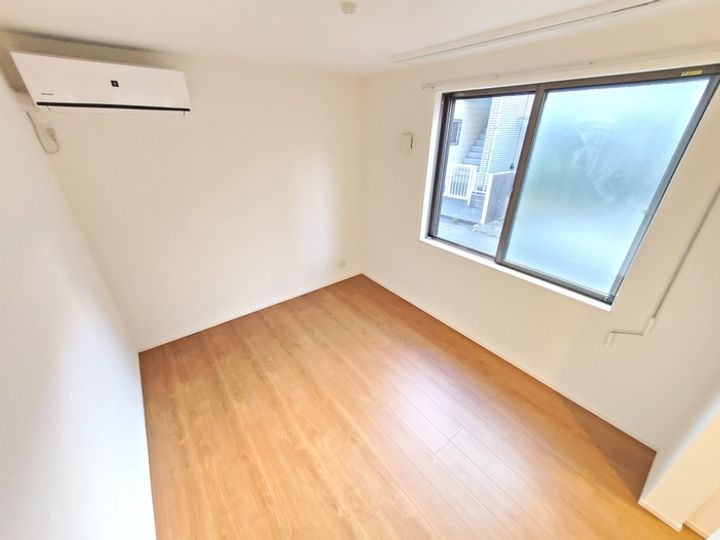 APEXSENGAWAの居間